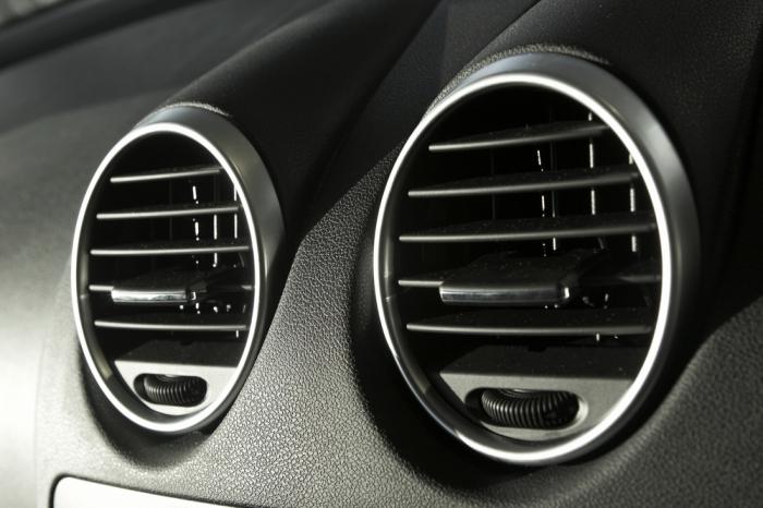 Ako si vybrať kondicionér v aute?